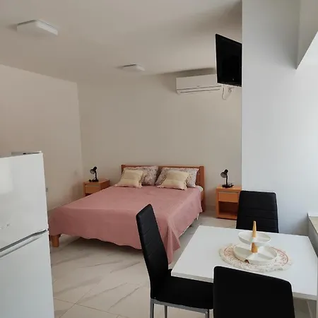 Studio Apartment Klaric Drivenik Exterior foto